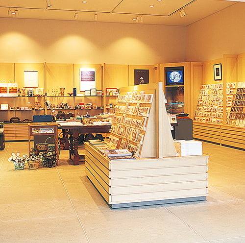 museum shop